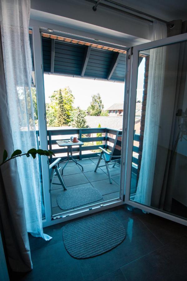 Apartment Meine Eksteriør billede